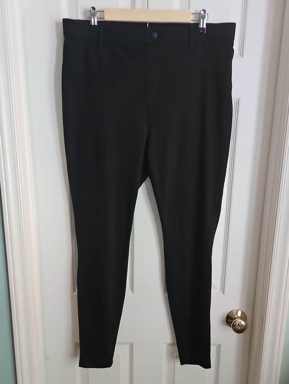 Time and Tru Black Slim Stretch Ponte Pants XL 16-18 Like New!